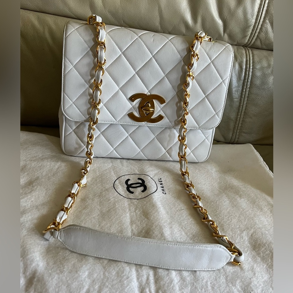 AUTHENTIC Chanel Vintage Metalasse Jumbo White Lambskin Square Flap Bag 24k